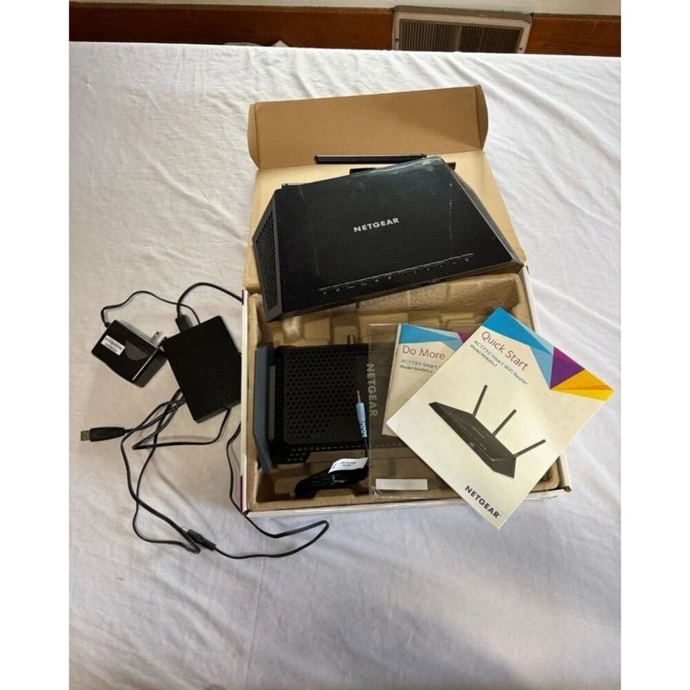 Netgear Router Modem Bundle ac1750 R6400v2 + Cable Modem wifi Combo Set - Picture 4 of 5